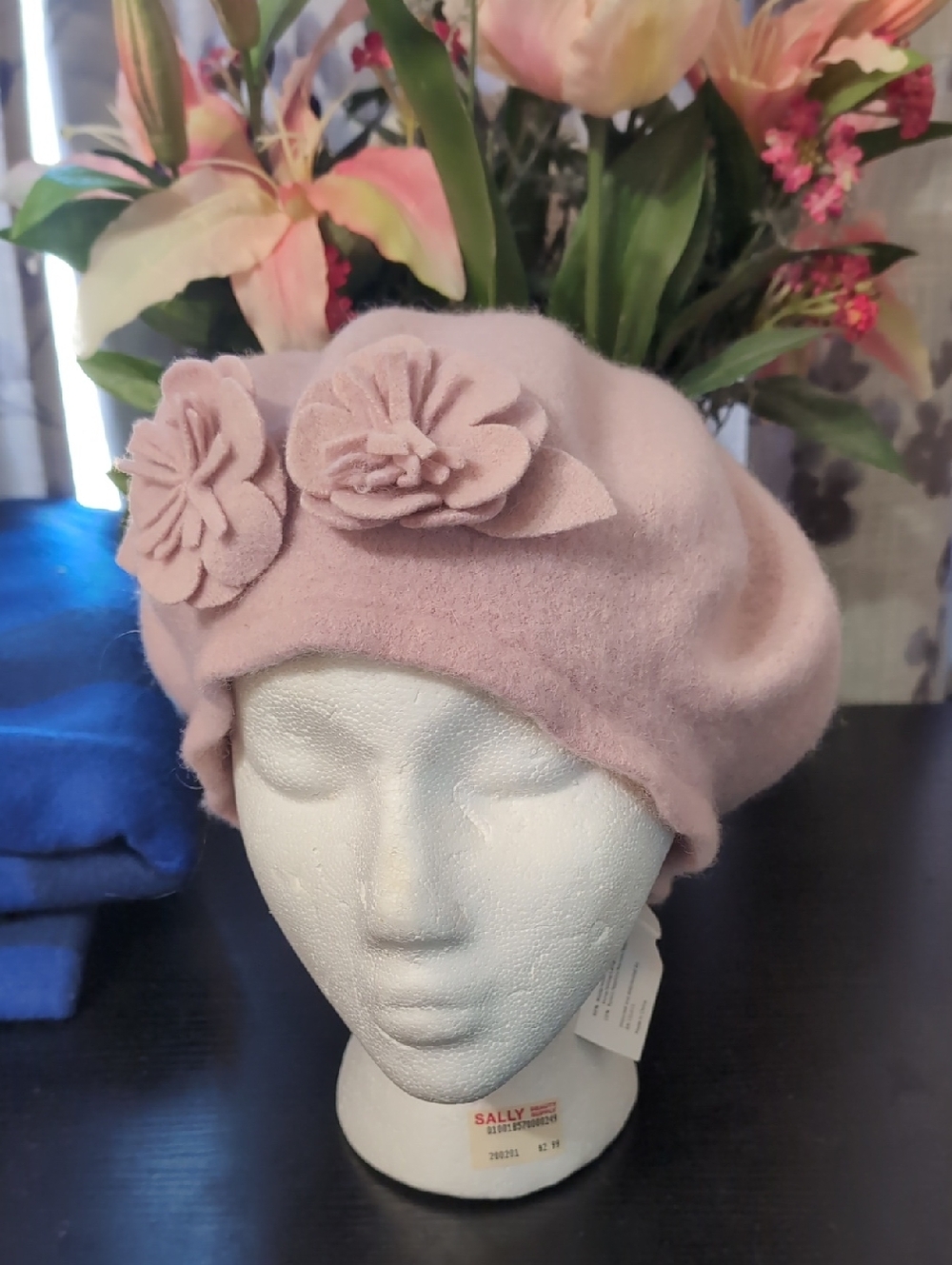 Lam Wool Flower Beret - Pink